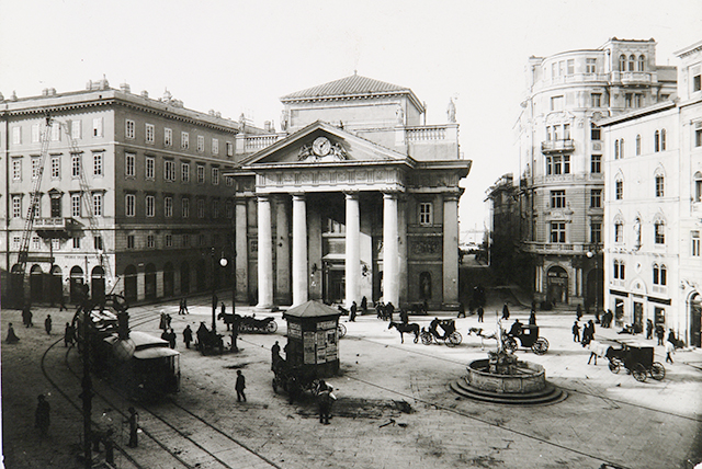 Piazza della Borsa